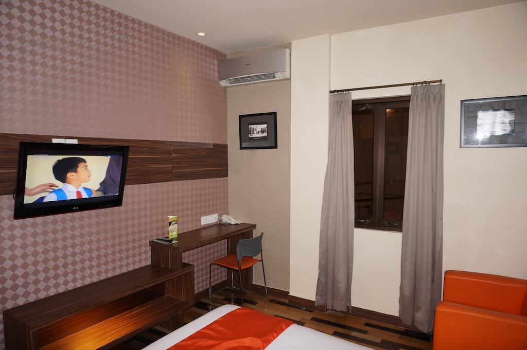 Ekon Hotel Yogyakarta Room photo
