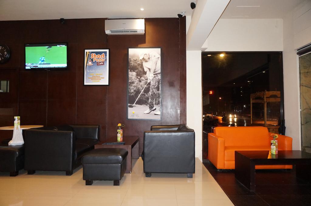 Ekon Hotel Yogyakarta Exterior photo