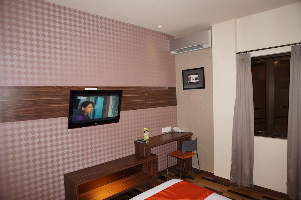 Ekon Hotel Yogyakarta Exterior photo